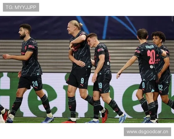 阿尔瓦雷斯与哈兰德:终结效率与战术角色差异解析 阿尔瓦雷斯与哈兰德:终结效率与战术角色差异解析