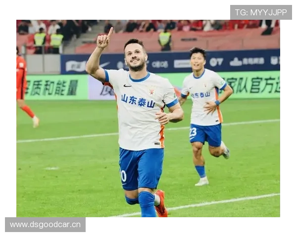 山东泰山:赢球背后比赛失控隐患显现,对赛季走势稳定性造成影响