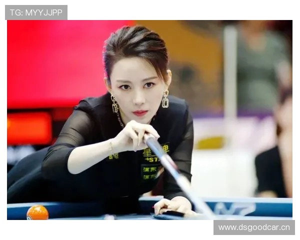 潘晓婷赛场冷若冰霜，私下生活照像高级买手随手拍——我这钱包坐不住了