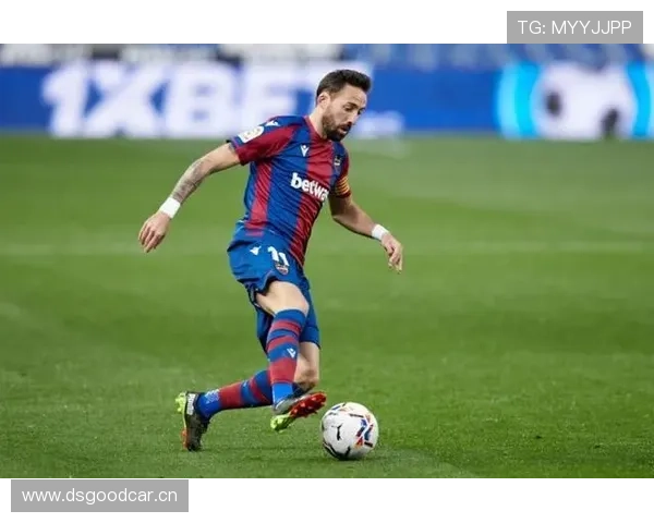 瓦伦西亚重返欧战面临挑战，当前表现波动影响赛季走势